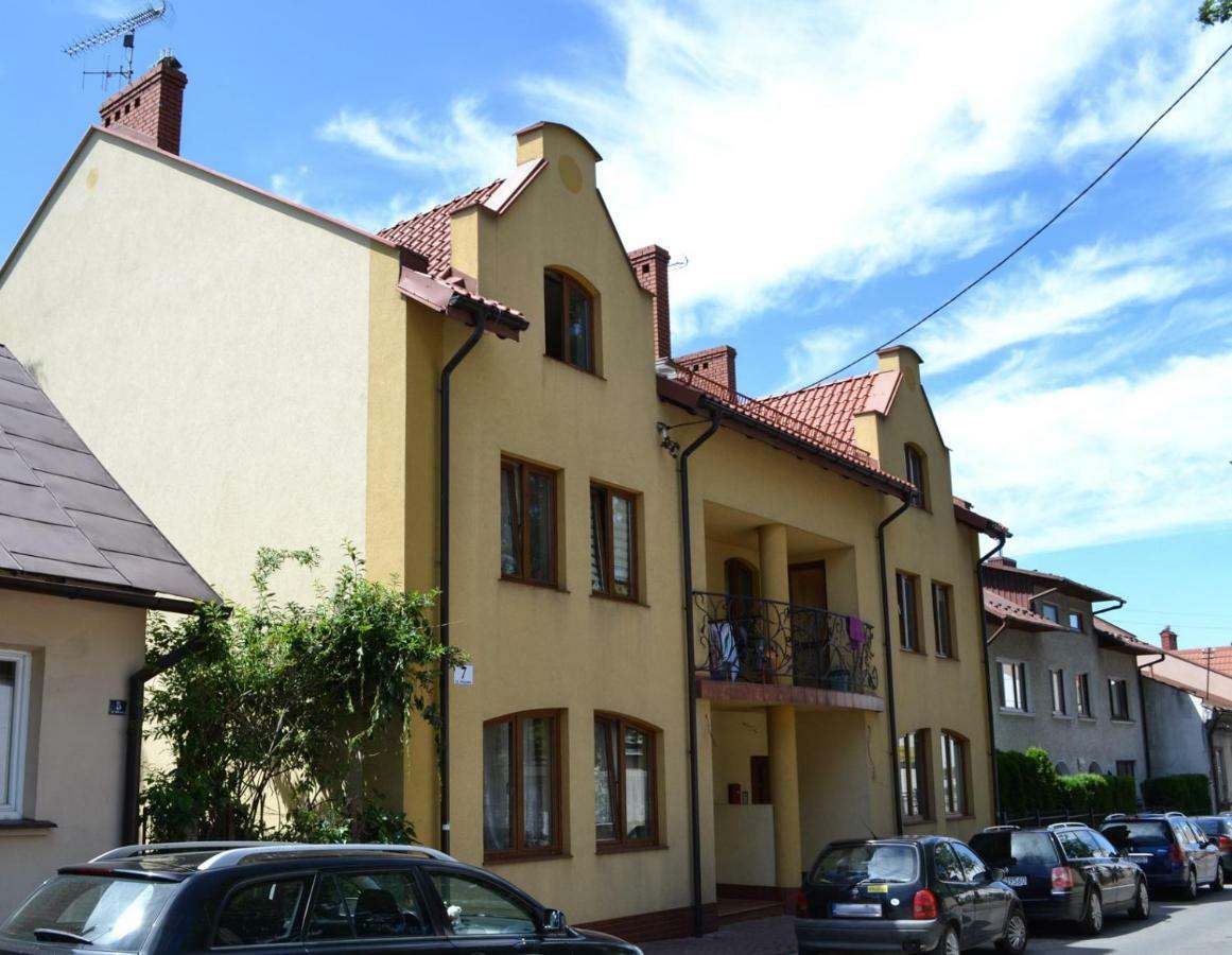 Mini Apartament Ланьцут Екстер'єр фото